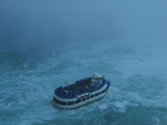 maid_of_the_mist_a