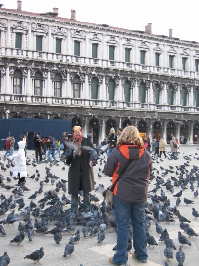 image015